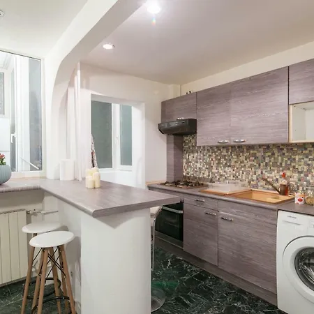 Calea Victorie Apartment, Garden Balcony * Бухарест